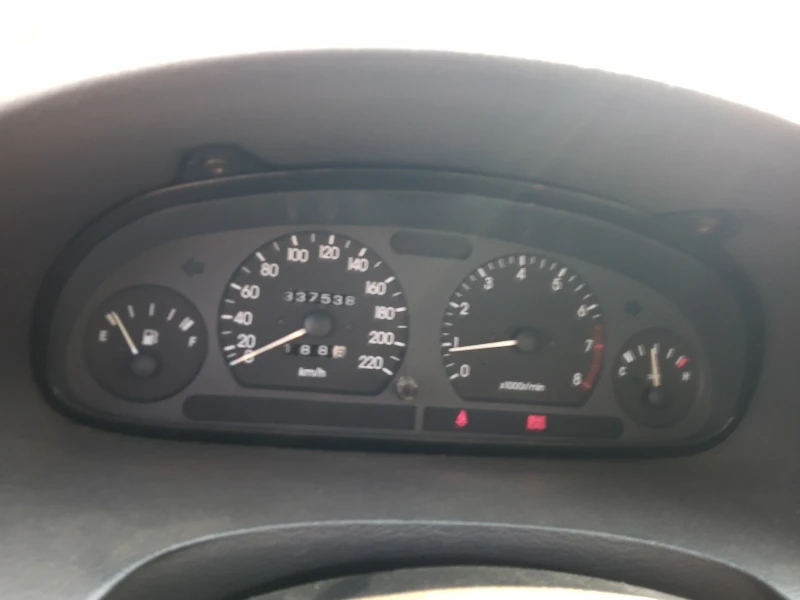 Daewoo Nubira 1.6 ekotec, снимка 9 - Автомобили и джипове - 52515119