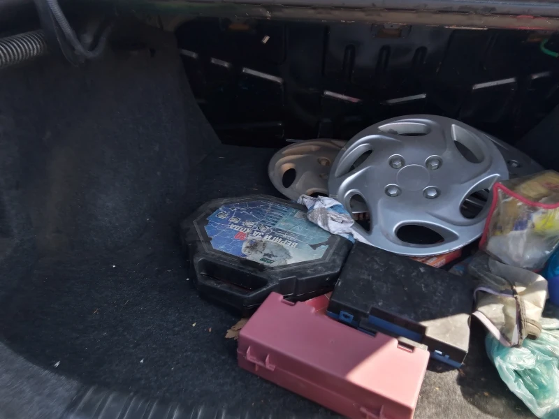 Daewoo Nubira 1.6 ekotec, снимка 7 - Автомобили и джипове - 52515119