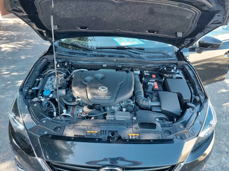 Mazda 3 2.2, Skyaktiv, 6ск, снимка 12 - Автомобили и джипове - 51358398