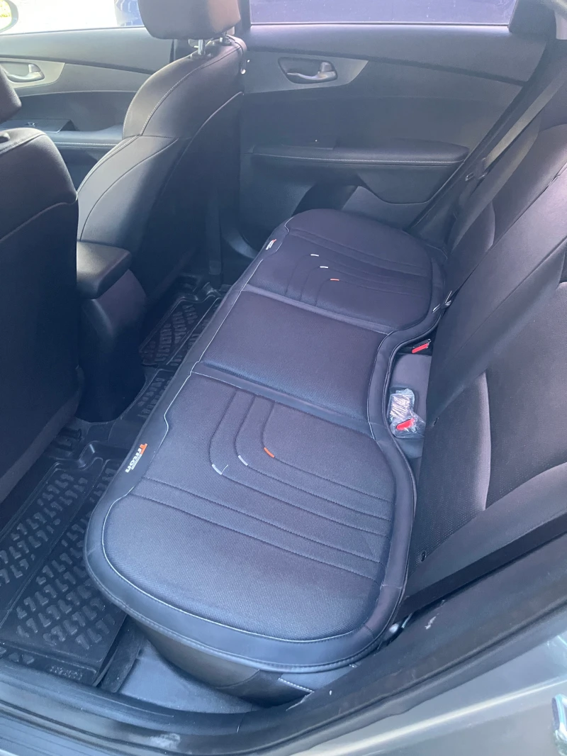 Kia K3, снимка 7 - Автомобили и джипове - 51926575