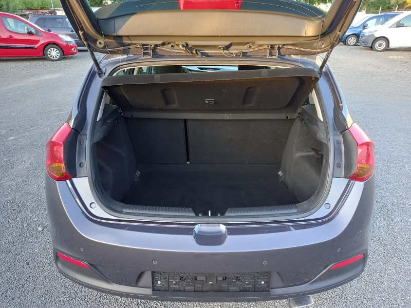 Kia Ceed 1.6CRDI, снимка 11 - Автомобили и джипове - 51535157