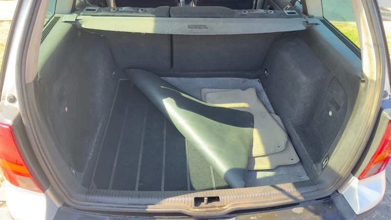 VW Golf Variant  SDI , снимка 9 - Автомобили и джипове - 52568940