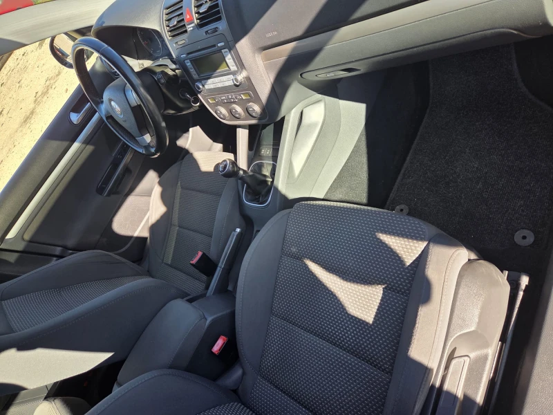 VW Golf 2.0 TDi 140ps PANORAMA, снимка 10 - Автомобили и джипове - 52233593