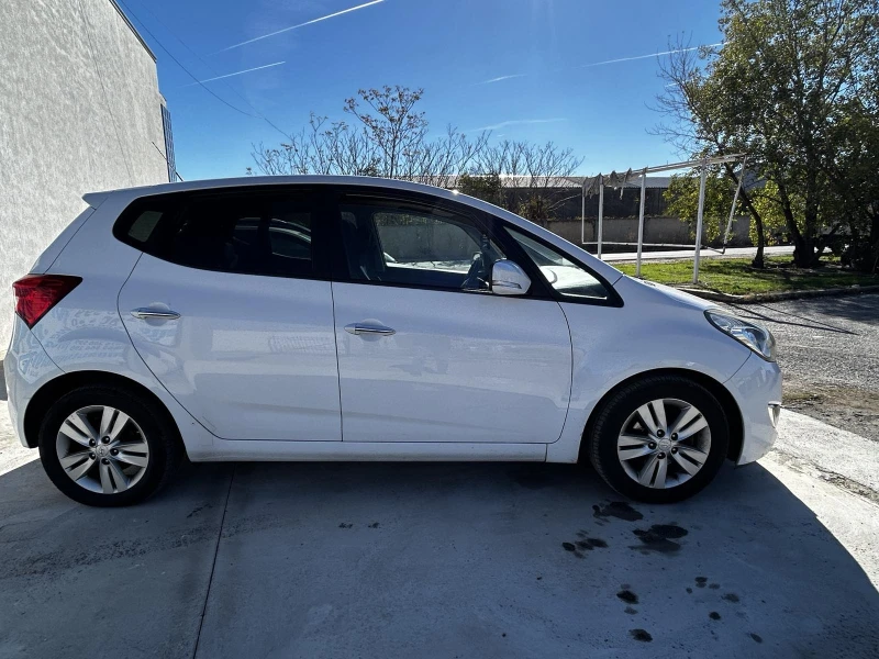 Hyundai Ix20, снимка 6 - Автомобили и джипове - 52234512