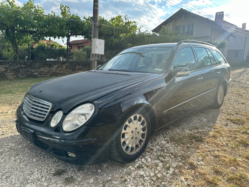Mercedes-Benz E 270 177 к.с. Автоматик, снимка 3 - Автомобили и джипове - 53225957
