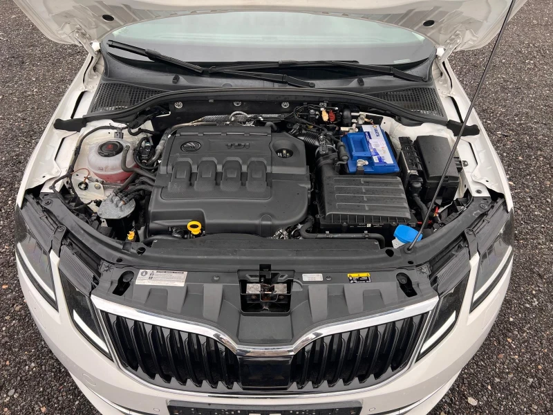 Skoda Octavia 1.6TDI DSG, снимка 13 - Автомобили и джипове - 53374274
