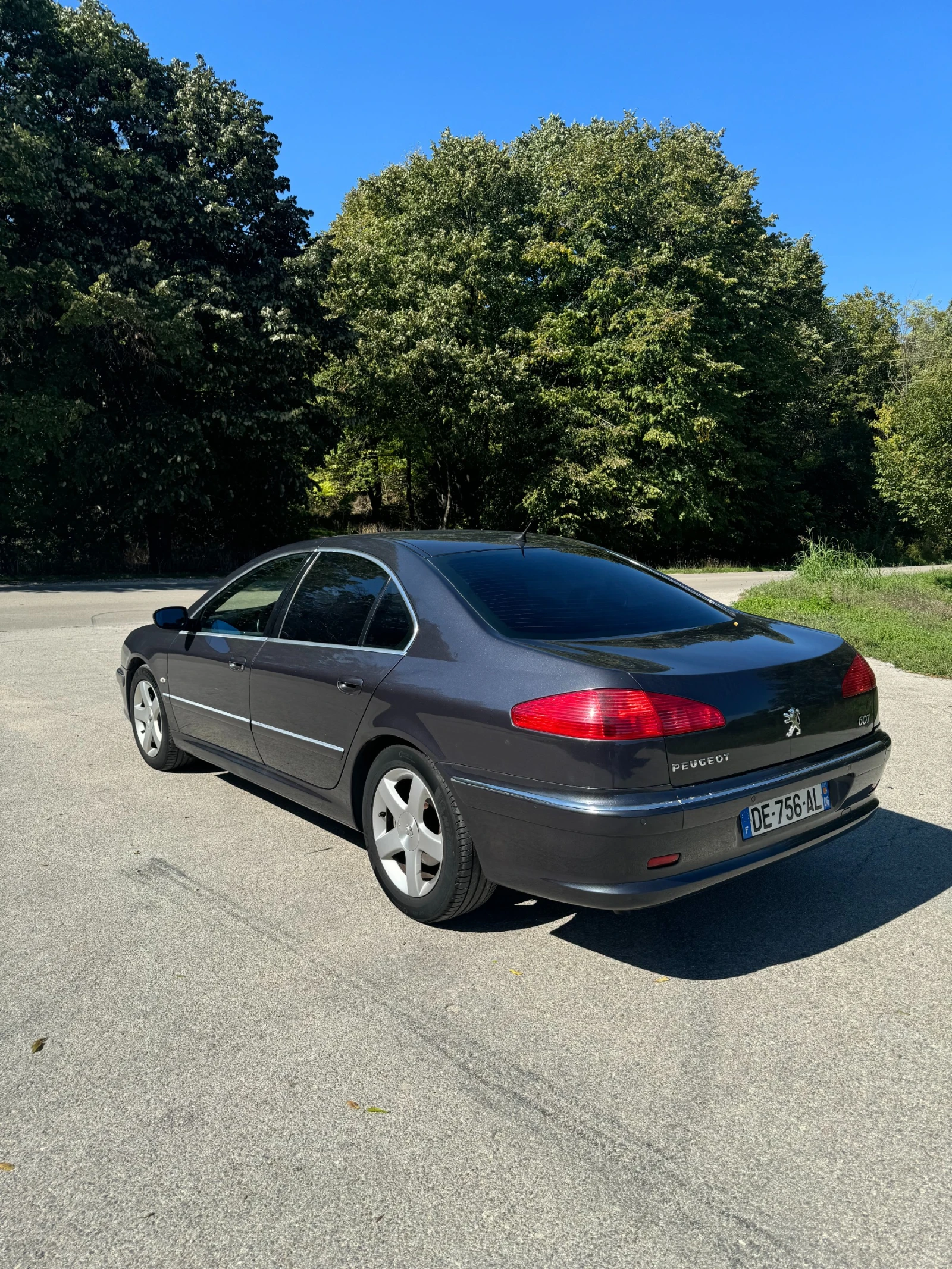 Peugeot 607 2.7 - изображение 4