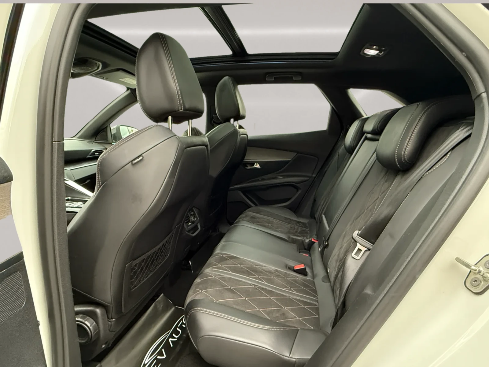 Peugeot 3008 GT LINE#PANORAMA#KEYLESS GO#PODGREV#360 VIEW#FULL  | Mobile.bg   12