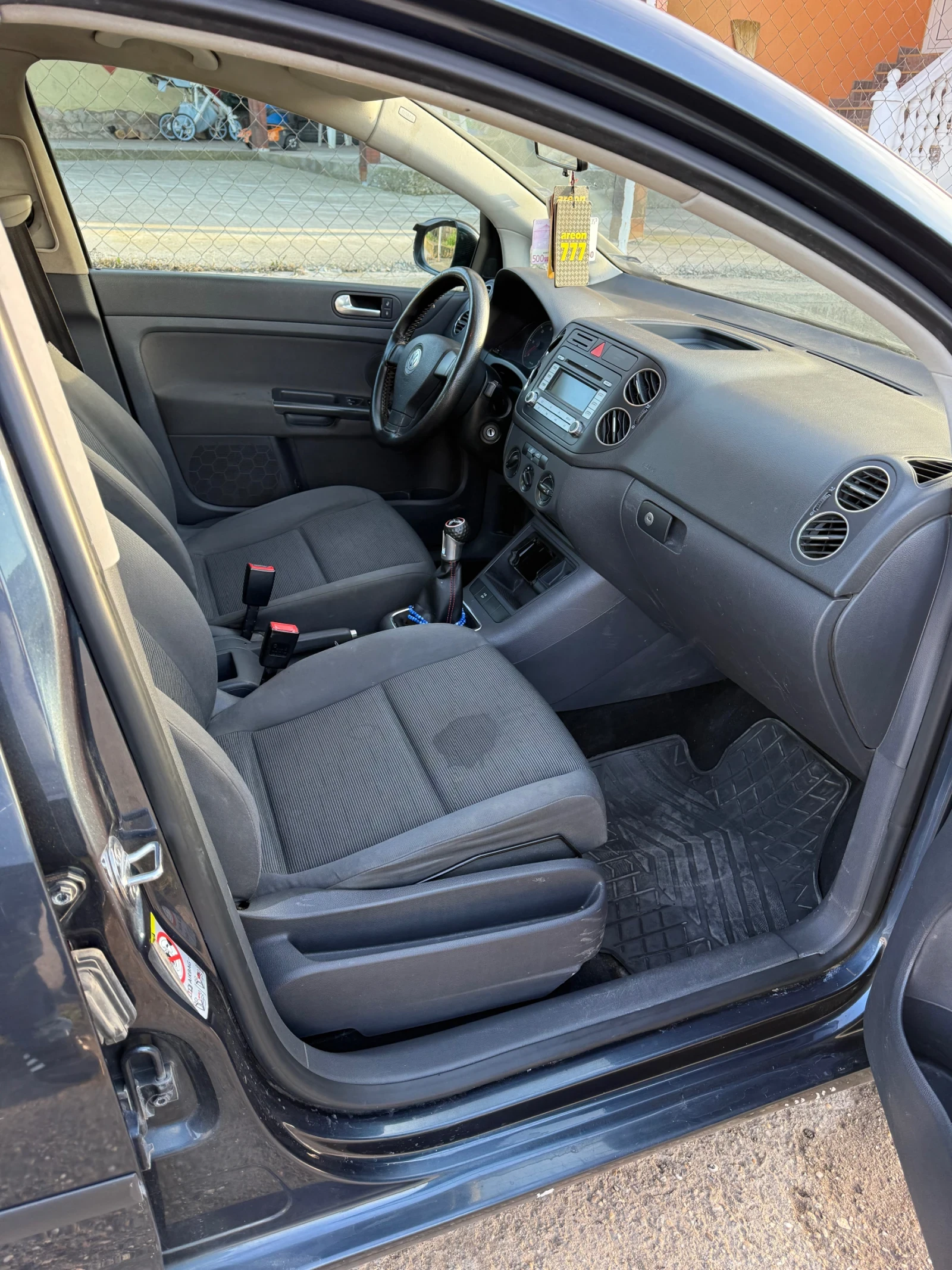 VW Golf Plus Kolata e v dobro sastoyanie 1.9tdi - изображение 7