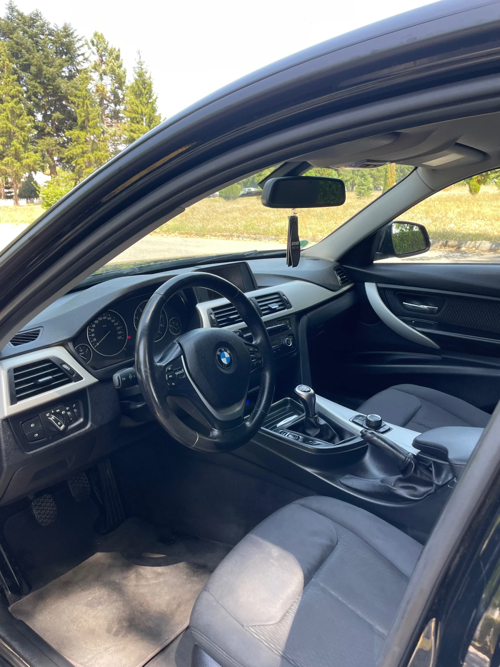 BMW 320  - изображение 4