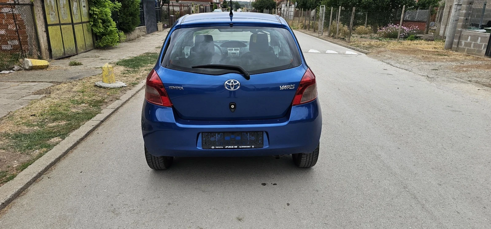 Toyota Yaris 1000 i - изображение 6
