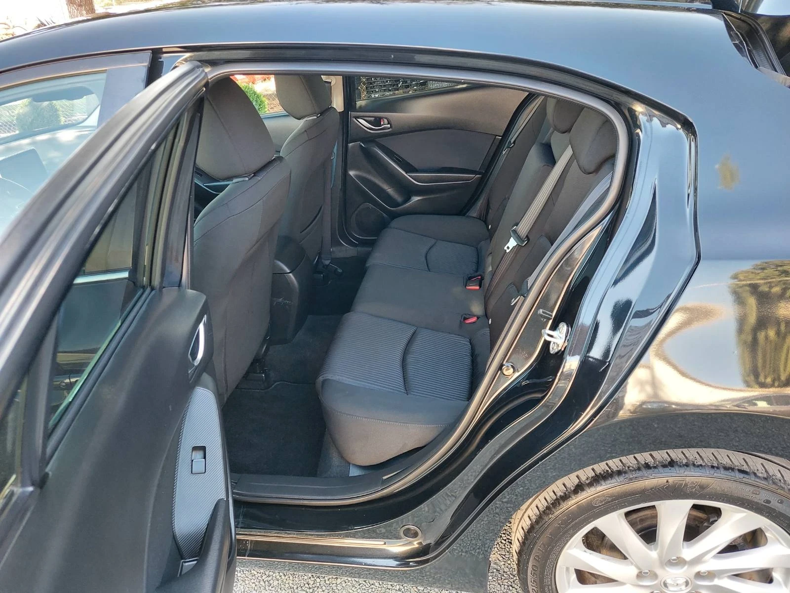 Mazda 3 2.2, Skyaktiv, 6ск - изображение 8