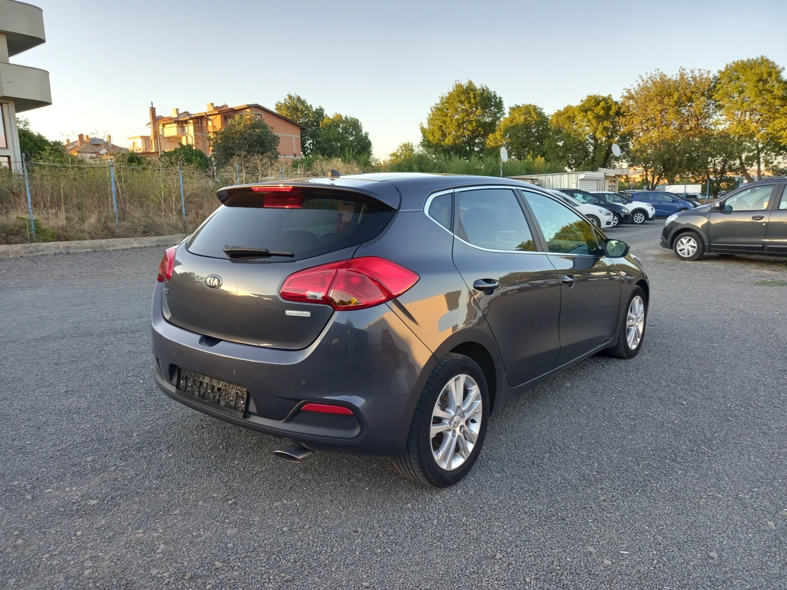 Kia Ceed 1.6CRDI | Mobile.bg — изображение 4