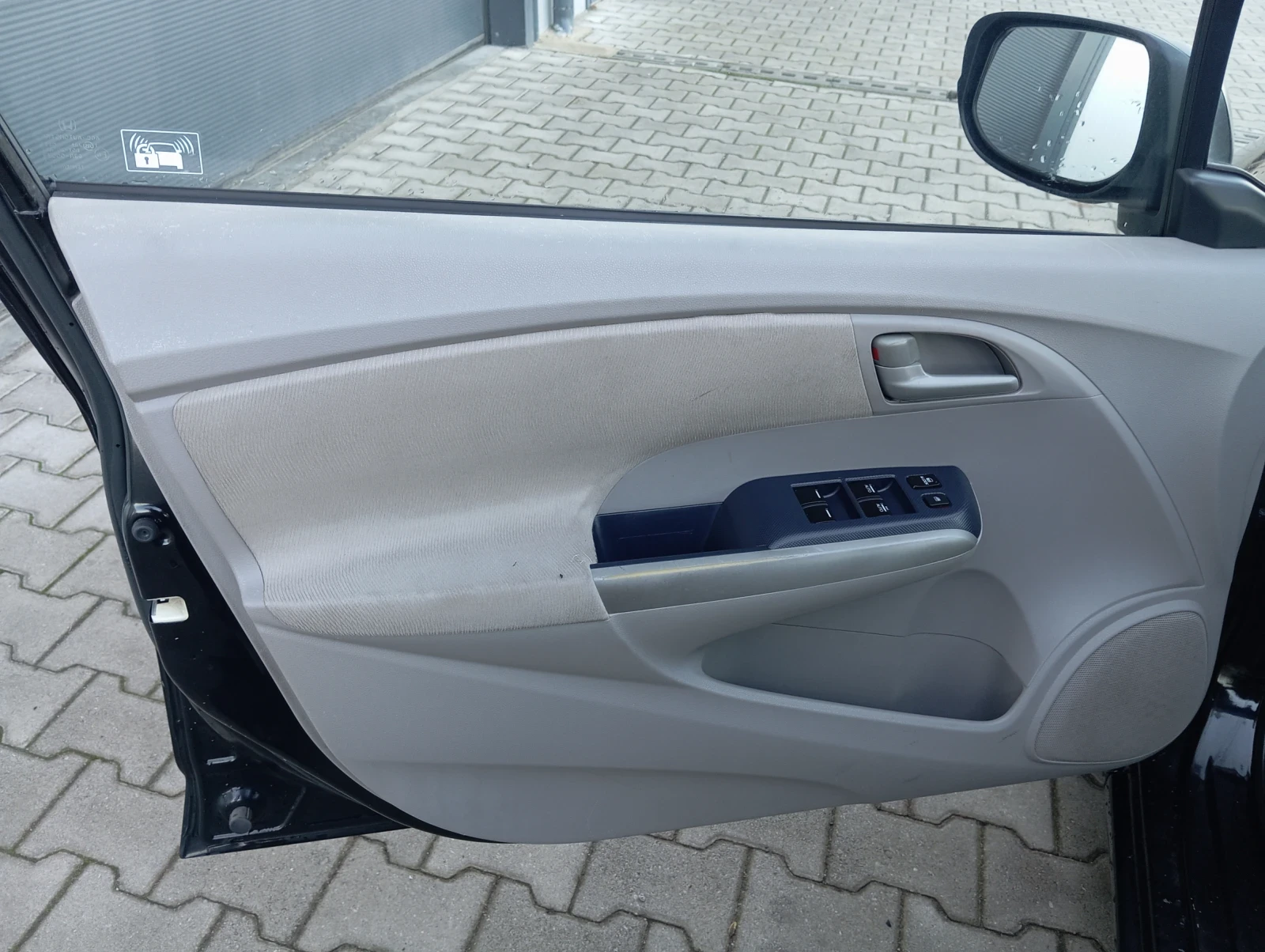 Honda Insight ЛИЗИНГ  - изображение 8