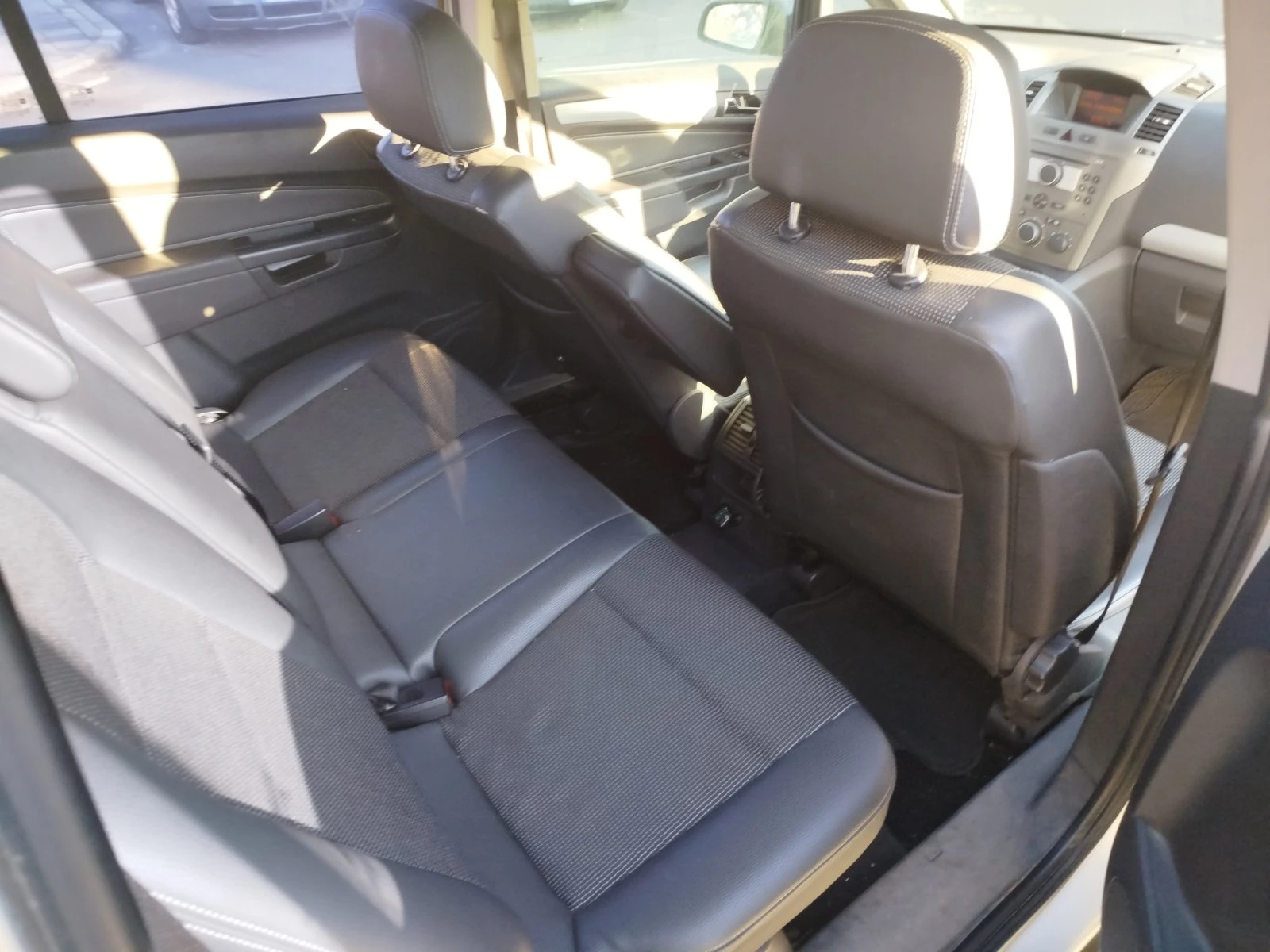 Opel Zafira  - изображение 9