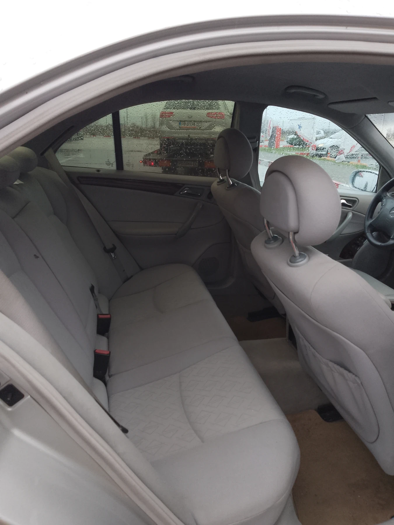 Mercedes-Benz C 270  - изображение 5