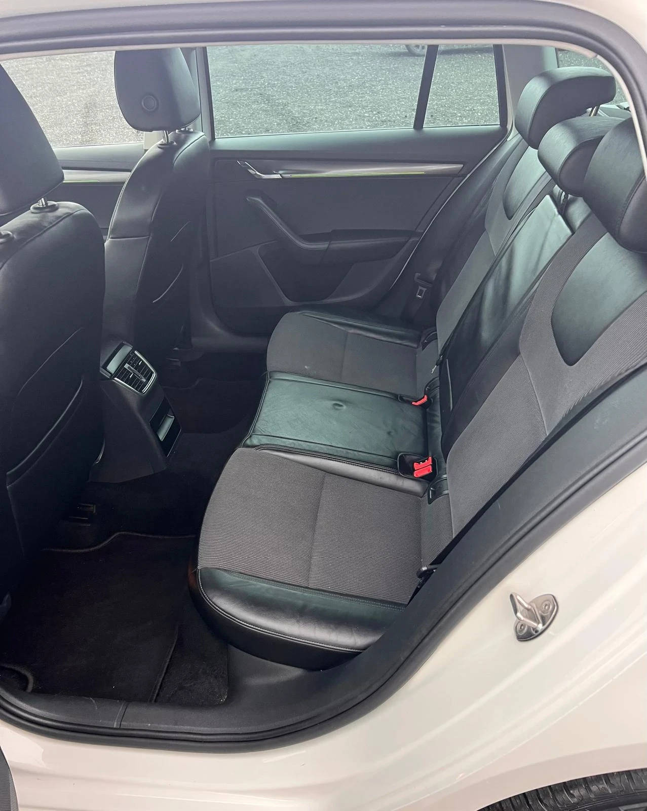 Skoda Octavia 1.6TDI DSG | Mobile.bg � ����������� 8