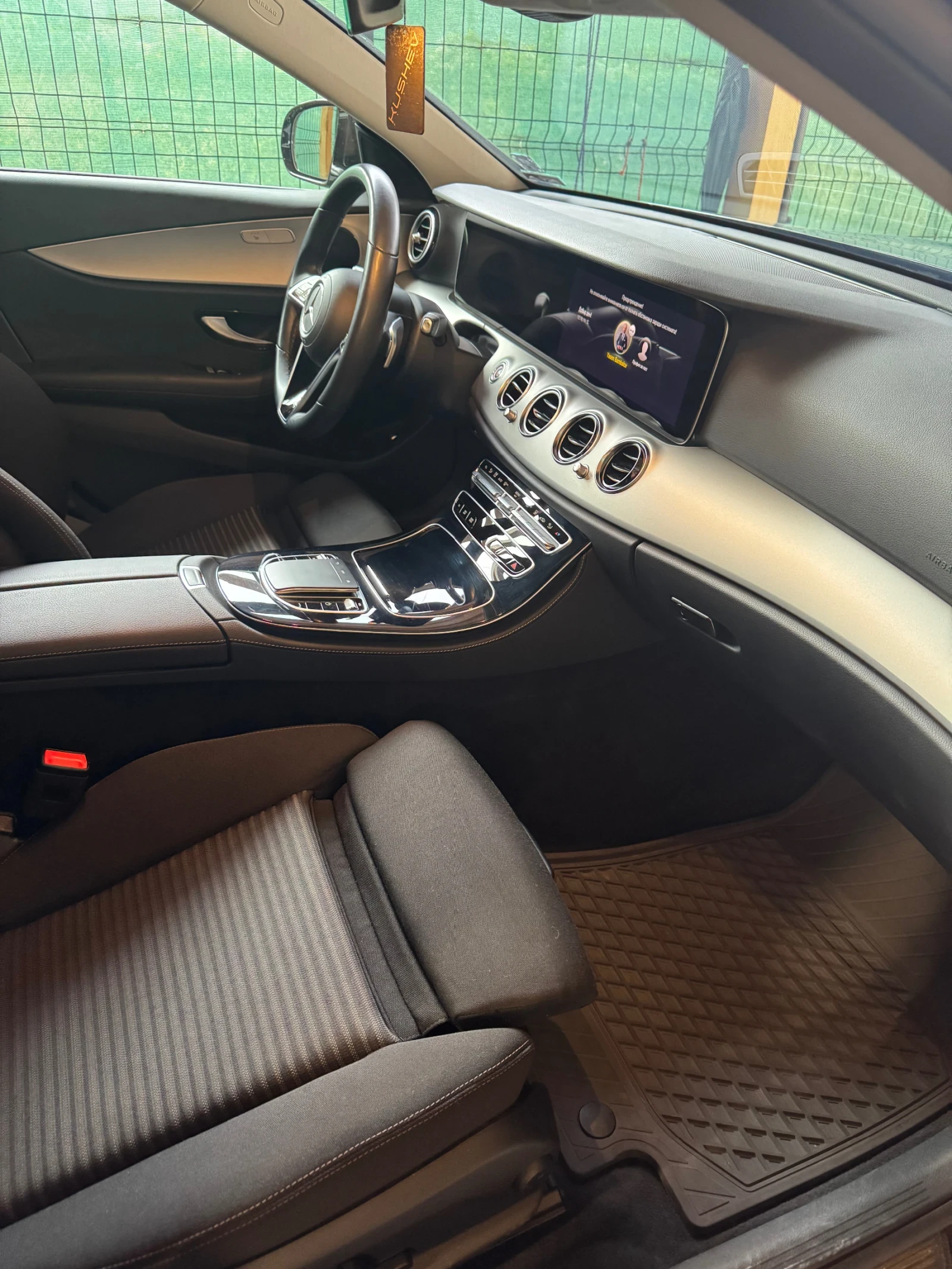 Mercedes-Benz E 300 E, снимка 15 - Автомобили и джипове - 54177866