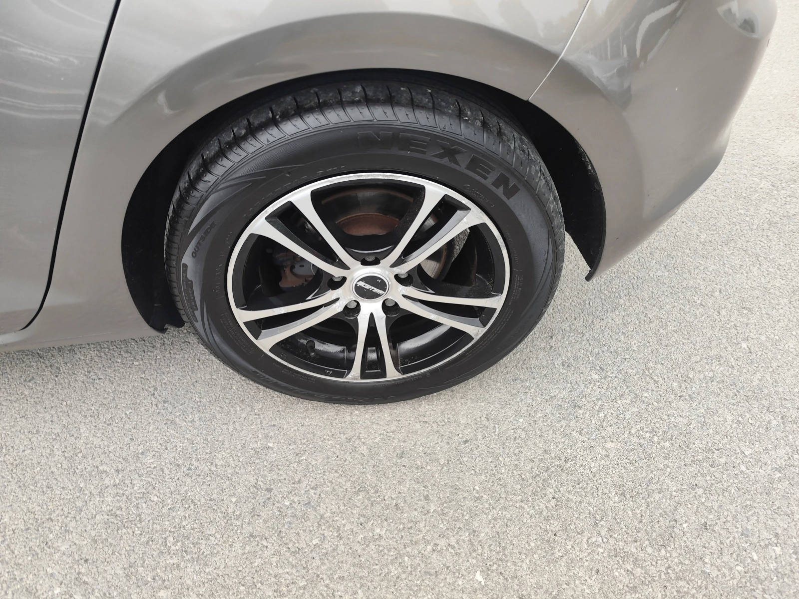 VW Golf 7* 2.0TDi* EURO5B* Klimatronik* , снимка 16 - Автомобили и джипове - 54482197
