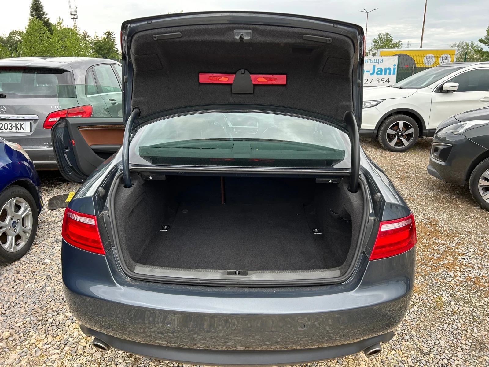 Audi A5 2.7TDi/AUTOMATIC/190K.C./LED, снимка 15 - Автомобили и джипове - 54634115