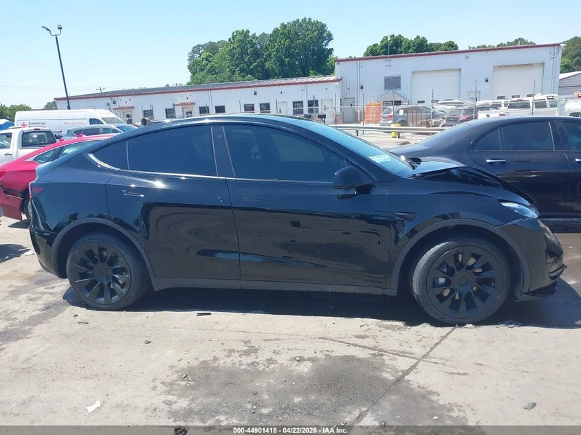 Tesla Model Y LONG RANGE DUAL MOTOR ALL-WHEEL DRIVE, снимка 15 - Автомобили и джипове - 54743886