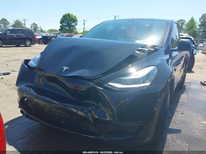 Tesla Model Y LONG RANGE DUAL MOTOR ALL-WHEEL DRIVE, снимка 2 - Автомобили и джипове - 54743886