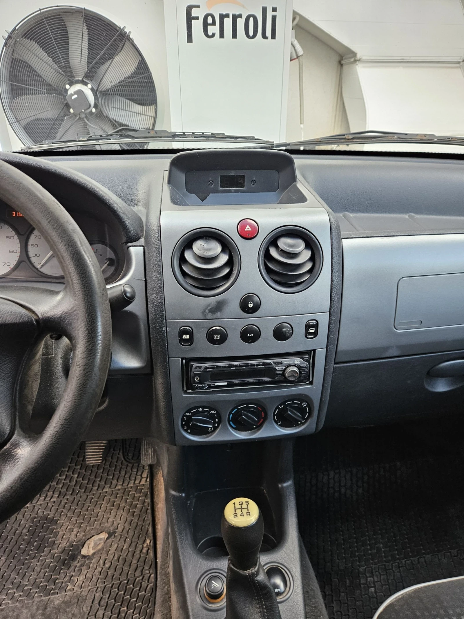 Peugeot Partner, снимка 9 - Автомобили и джипове - 54876836