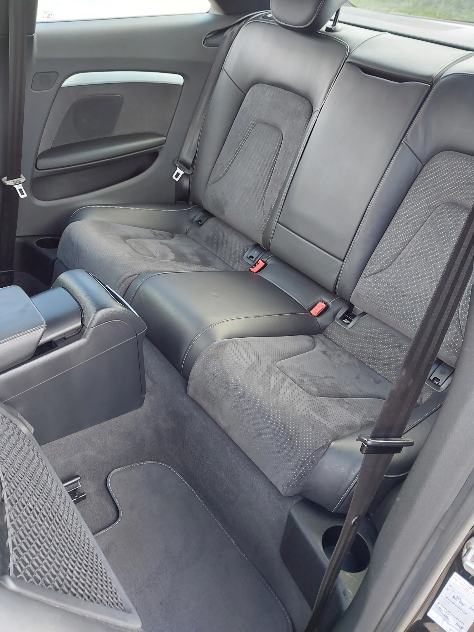 Audi A5 2.0-180кс. S line, снимка 10 - Автомобили и джипове - 54881540