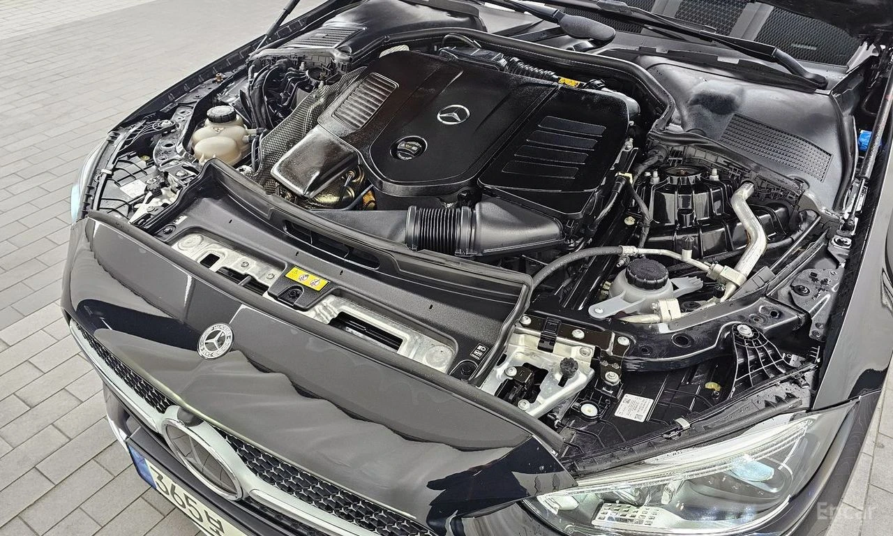 Mercedes-Benz C 300 AMG* LINE* 4MATIC* ОБДУХВАНЕ* ХЕДЪП* 360КАМЕРА* , снимка 17 - Автомобили и джипове - 55076279