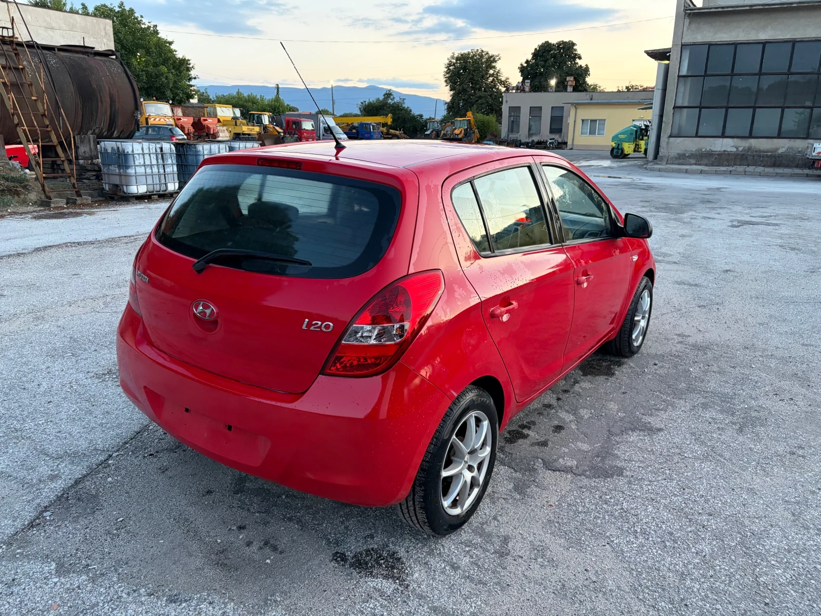 Hyundai I20 126 000!!!! ФАБ ГАЗ! Климатик, снимка 5 - Автомобили и джипове - 55286212