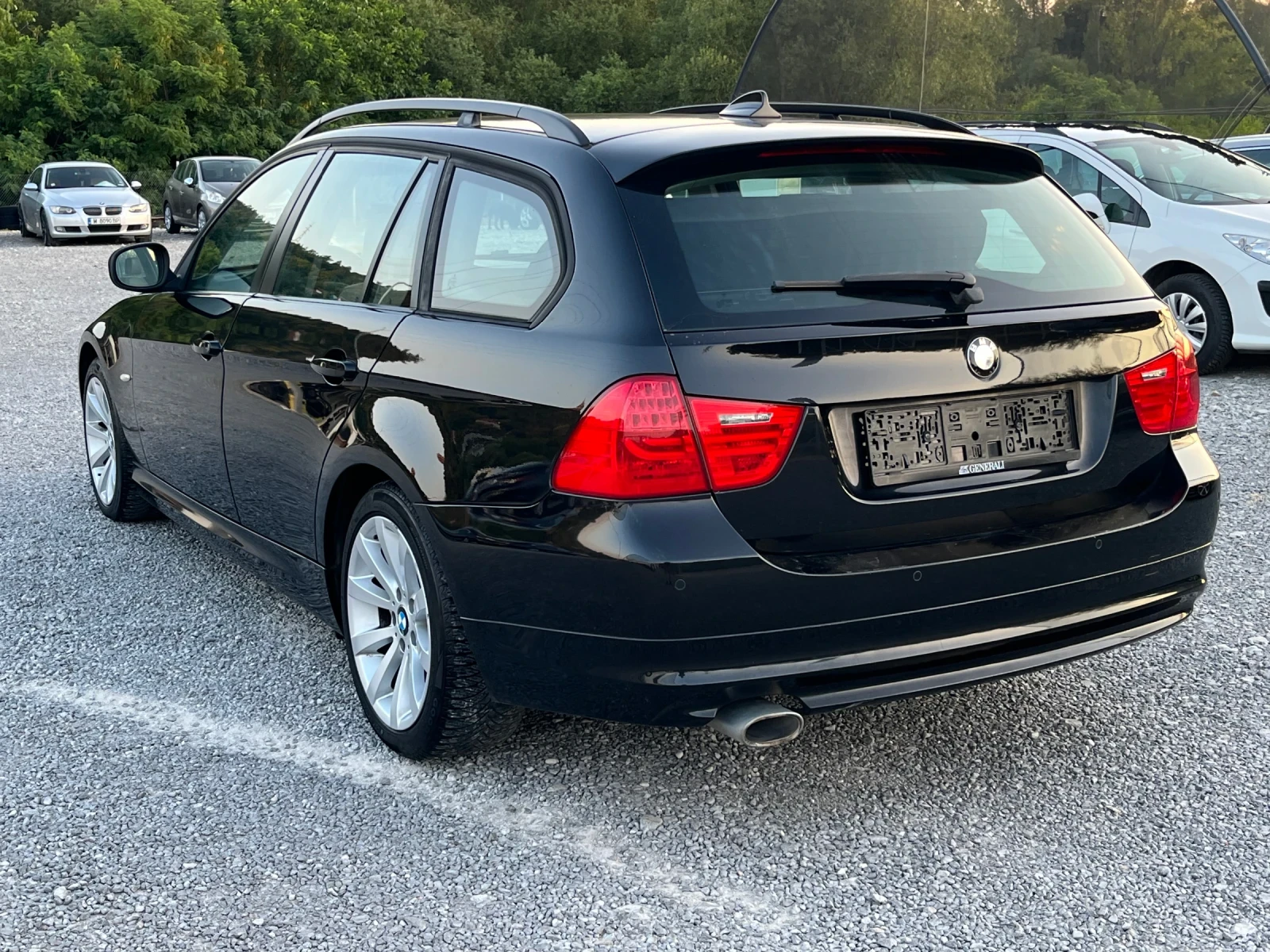 BMW 320 D avtomat navi, снимка 4 - Автомобили и джипове - 55382174