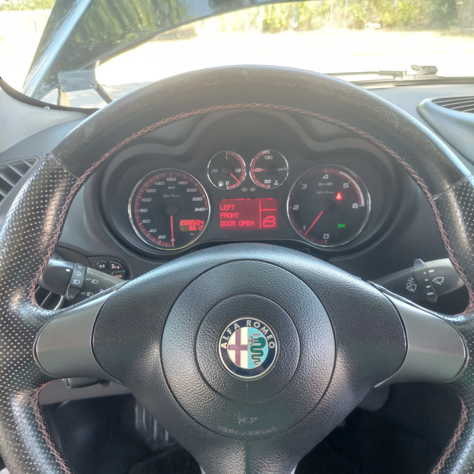 Alfa Romeo Gt 1.9JTDm Blackline, снимка 7 - Автомобили и джипове - 55465965
