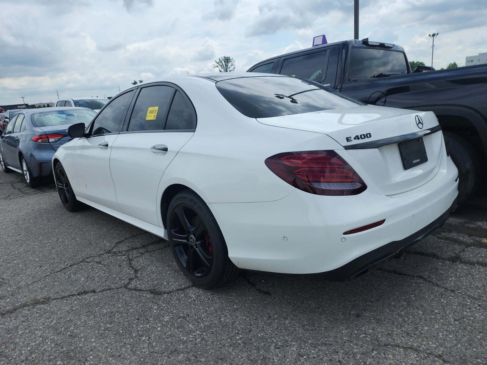 Mercedes-Benz E 300 4MATIC * AMG LINE * BURMSTER * ПАНОРАМА * CARFAX *, снимка 4 - Автомобили и джипове - 55473522