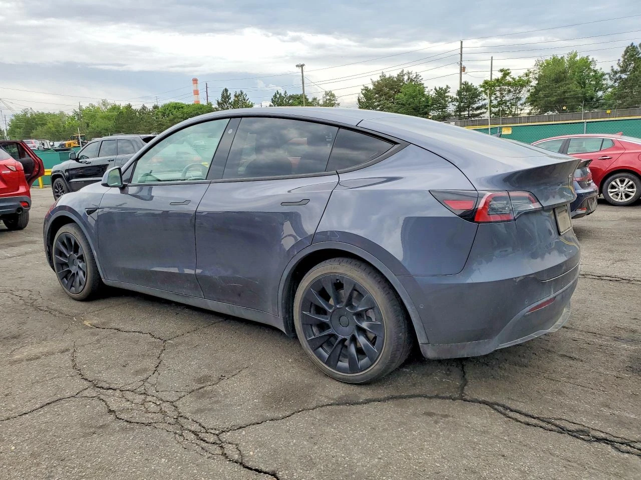 Tesla Model Y DUAL MOTOR LONG RANGE AWD ТЕРМОПОМПА, снимка 2 - Автомобили и джипове - 55583669