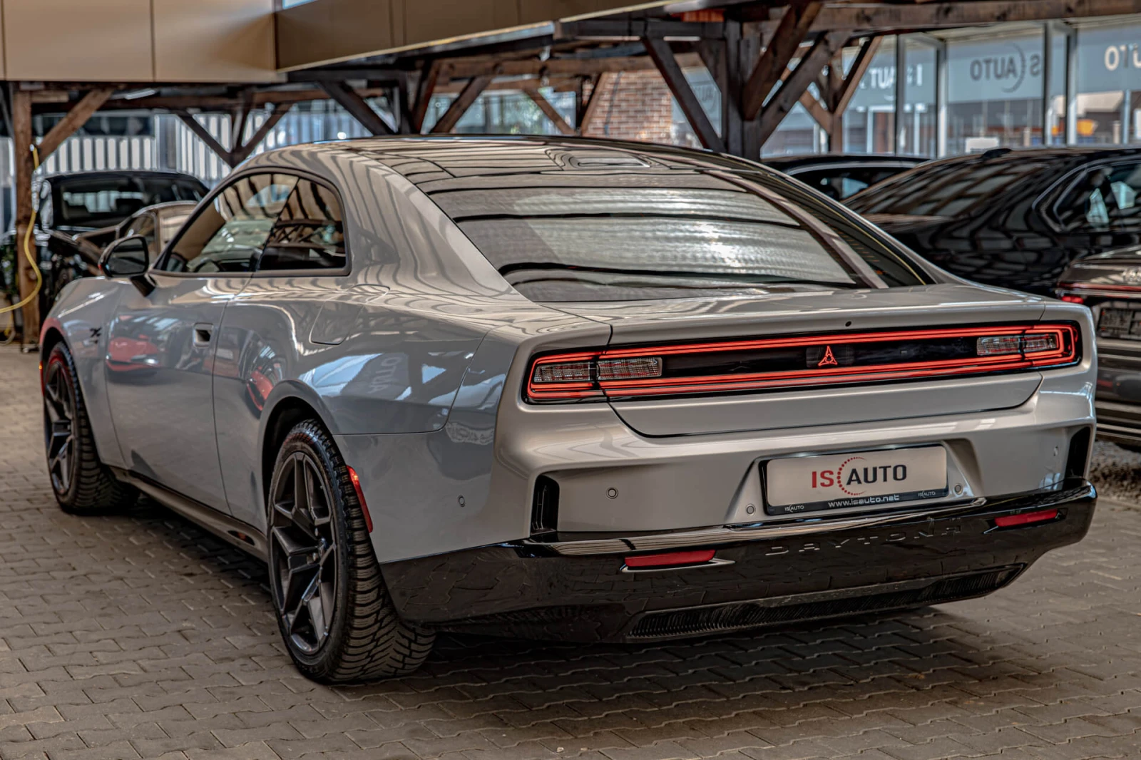 Dodge Charger Daytona EV R/T Stage1/AWD/HuD/Обдухване/Камера 360, снимка 5 - Автомобили и джипове - 55668173