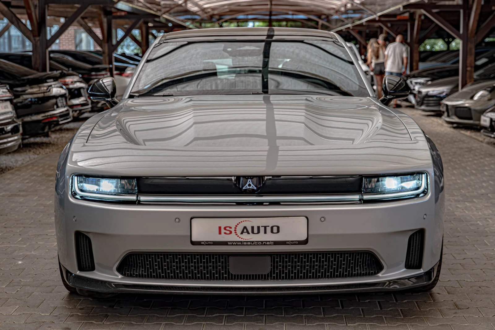 Dodge Charger Daytona EV R/T Stage1/AWD/HuD/Обдухване/Камера 360, снимка 2 - Автомобили и джипове - 55668173