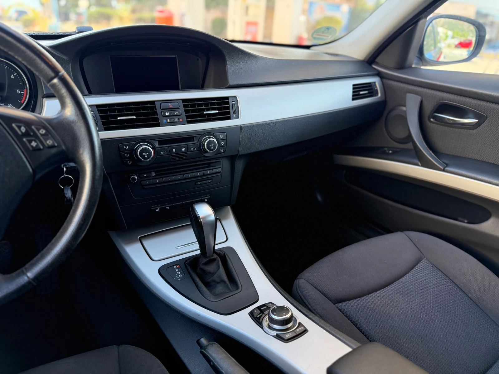 BMW 330 Face/M57/AUTO, снимка 13 - Автомобили и джипове - 56119837