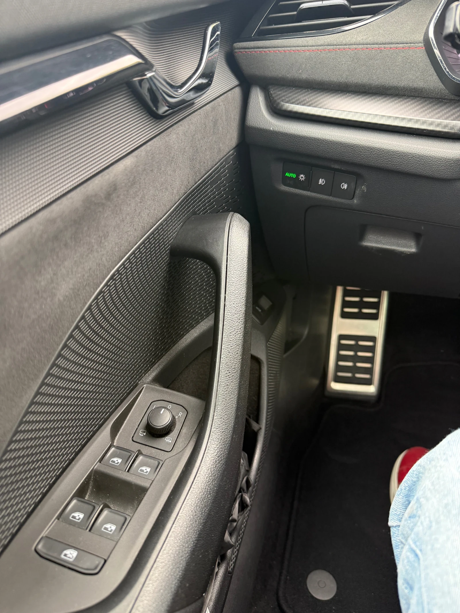 Skoda Octavia RS, снимка 10 - Автомобили и джипове - 56450998