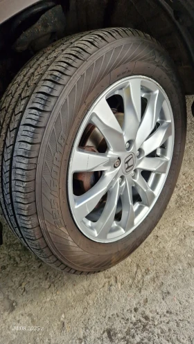 Honda Cr-v До петък - 3700 € / 7236.57 лв. - 91914316 8