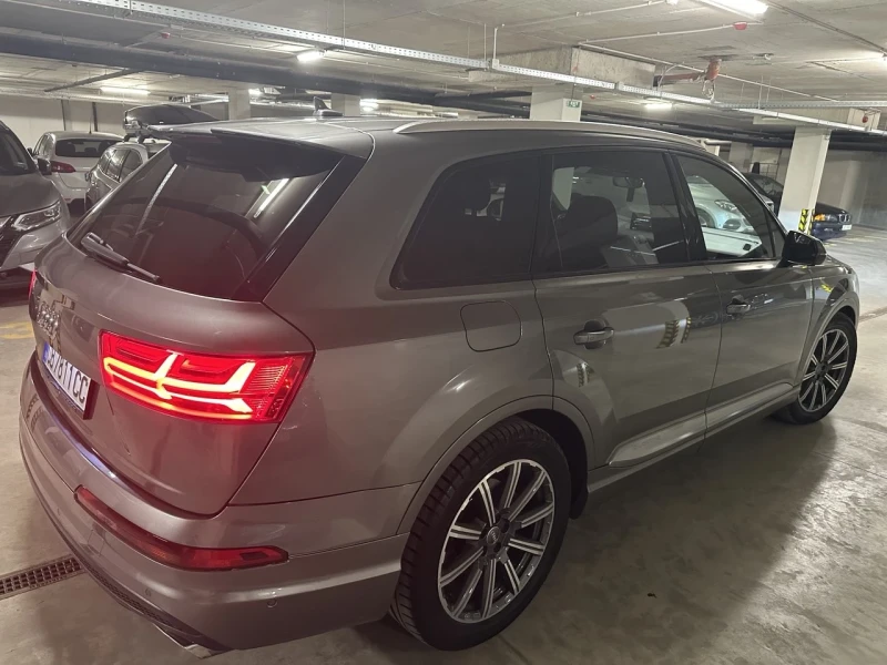 Audi Q7, снимка 6 - Автомобили и джипове - 47398032