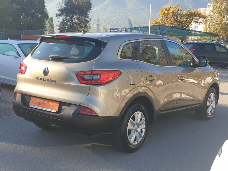 Renault Kadjar 1.5DCi* EURO6D* LED* 77000km!* , снимка 4 - Автомобили и джипове - 47504752