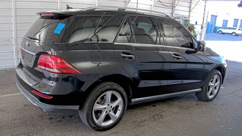 Mercedes-Benz GLE 350 158ХИЛ. КМ СЕРВИЗНА ИСТОРИЯ, снимка 3 - Автомобили и джипове - 48311213