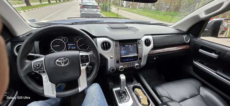 Toyota Tundra LIMITED EDISHAN. Газов инжекцион., снимка 14 - Автомобили и джипове - 49680871