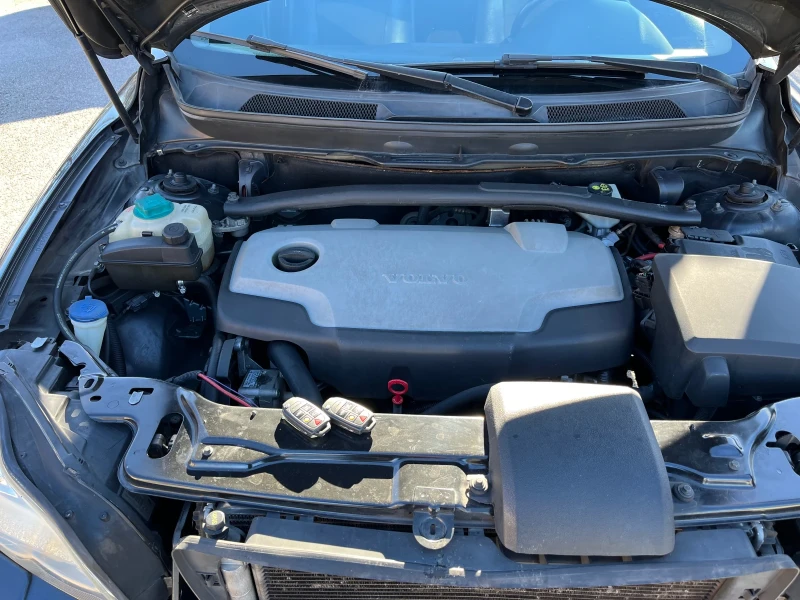 Volvo Xc90 D 5  FACELIFT, снимка 10 - Автомобили и джипове - 52927795