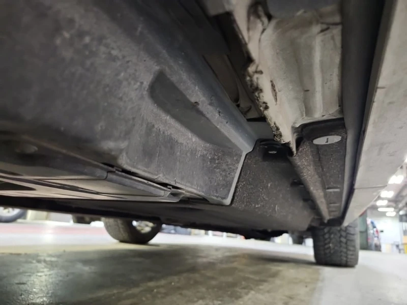 Audi Q3 * 2.0 TFSI quattro Technik Tiptronic * CARFAX * БЕ, снимка 12 - Автомобили и джипове - 53307898