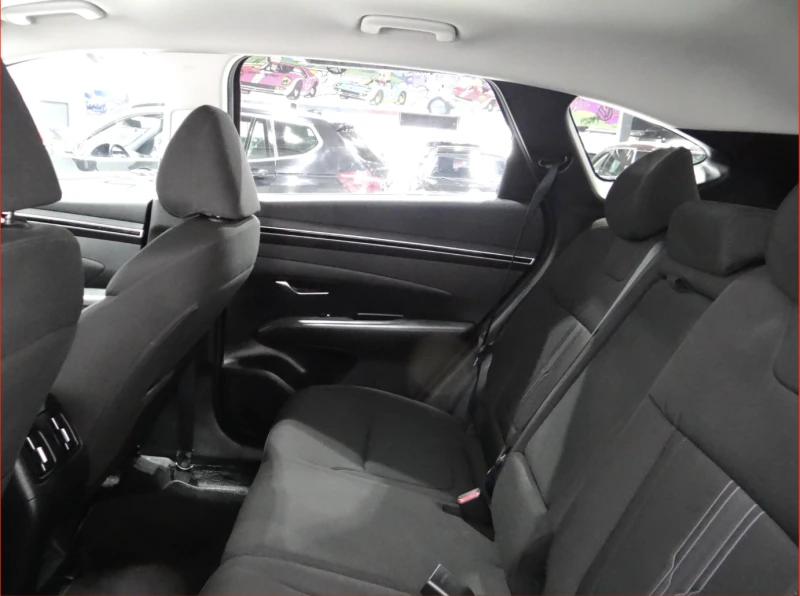 Hyundai Tucson 2.5* ПОДГРЕВ* КАМЕРА* КЕЙЛЕС* , снимка 14 - Автомобили и джипове - 53340130