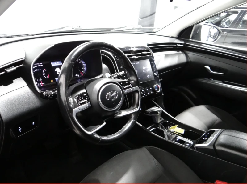 Hyundai Tucson 2.5* ПОДГРЕВ* КАМЕРА* КЕЙЛЕС* , снимка 7 - Автомобили и джипове - 53340130