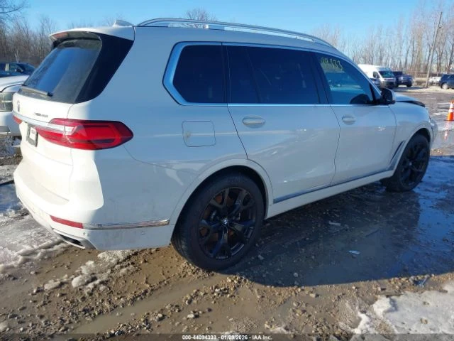 BMW X7 xDrive40i, снимка 4 - Автомобили и джипове - 53654995