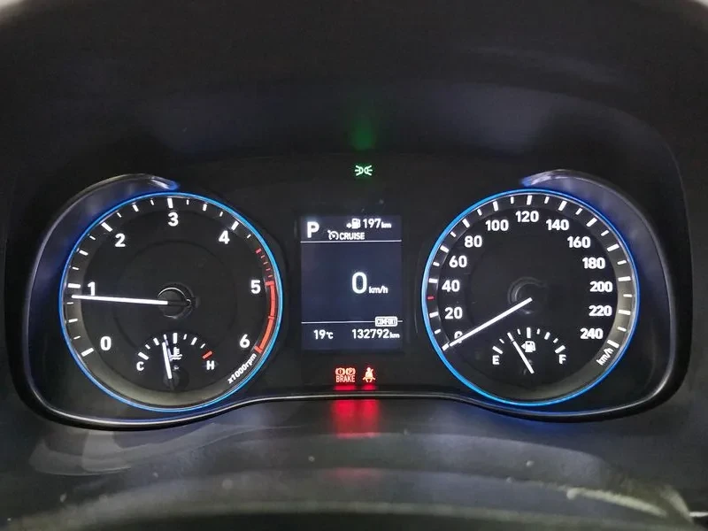 Hyundai Kona 1.6, снимка 8 - Автомобили и джипове - 54627025