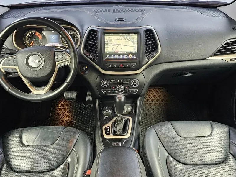 Jeep Cherokee 2.2 Diesel Limited 4Wd, снимка 7 - Автомобили и джипове - 55816083